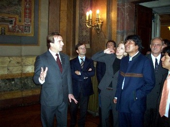 Il Segretario Generale della Societ Dante Alighieri, Alessandro Masi, con il Presidente della Bolivia, Evo Morales, durante la visita in Palazzo Firenze.