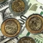 El peso mexicano alcanza 16.84 unidades por dólar