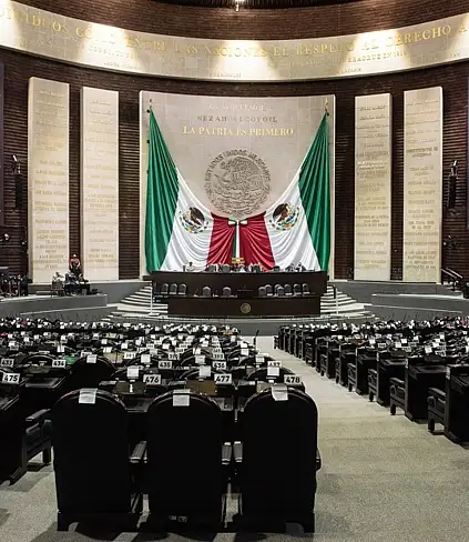 Messico, iter legislativo per la riduzione della settimana lavorativa / Foto: EneasMx