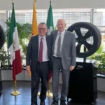 L'ambasciatore Modiano visita lo stabilimento Pirelli / Foto: Ambasciata d'Italia in Messico