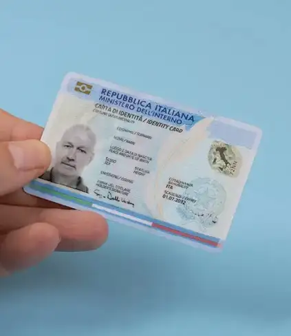Di Sanzo: «Carta d'identità elettronica in Italia anche per residenti all'estero» / Foto: prestiter.it