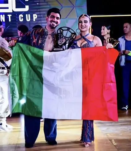 Argento in Messico per la scuola italiana di ballo Caribbean Blue Moon / Foto: maremmaoggi.net