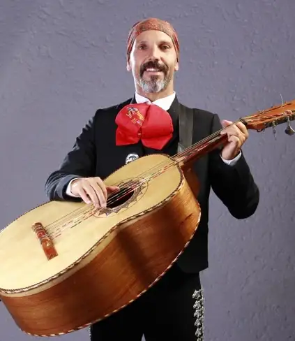 Diego Martucci in radio: il mariachi italiano si racconta per il Messico / Foto: Diego Martucci