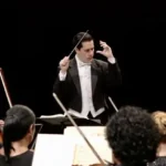 La bacchetta del messicano Felipe Tristán ritrova la Calabria / Foto: Felipe Tristán / excelsior.com.mx