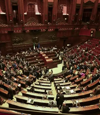 L'Italia modifica la rappresentanza politica dei cittadini all'estero / Foto: ANSA