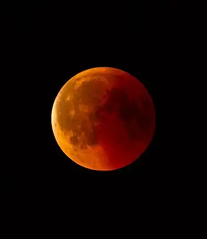 L'eclissi lunare sfiora la totalità: guida per Italia e Messico / Immagine: eluniversal.com.mx