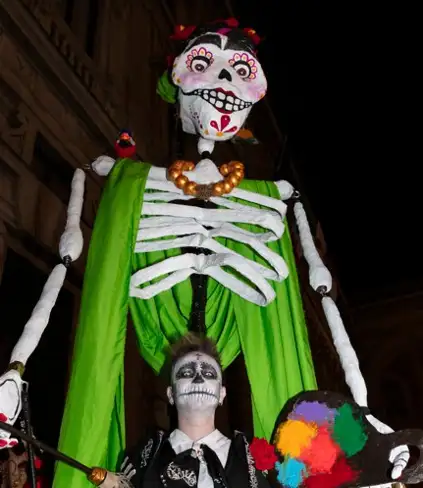 Il 'Día de Muertos' colora Milano: il 1° novembre la quinta parata / Foto: Consolato Generale del Messico a Milano